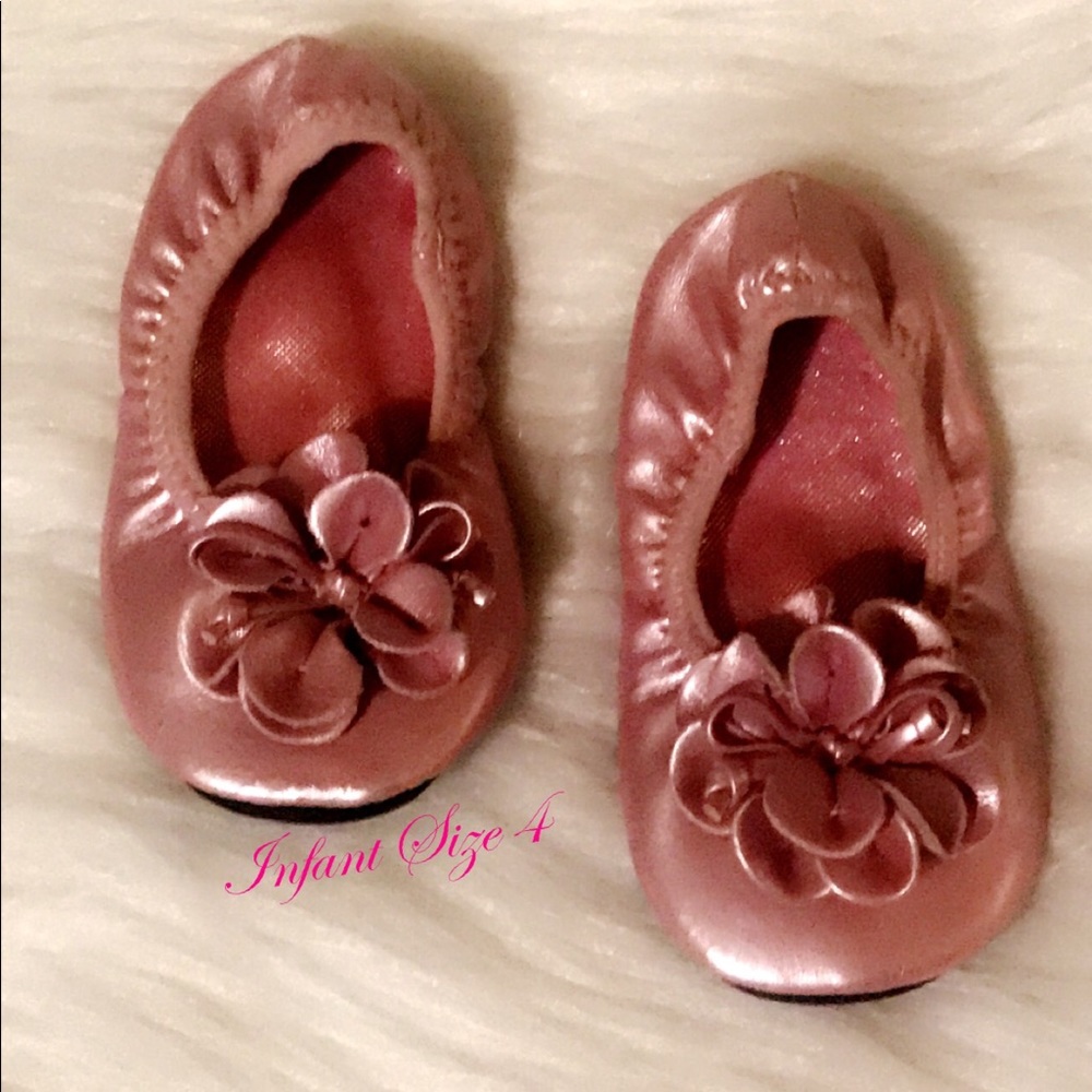 Natural Steps Infant Slippers. 4c